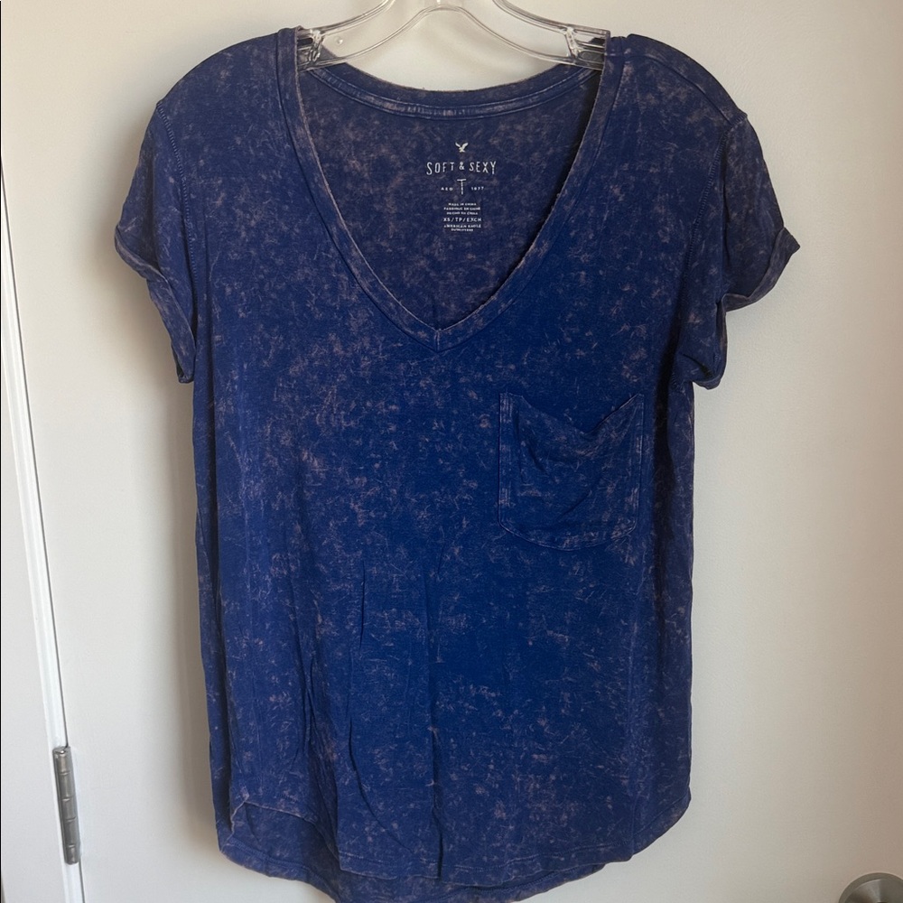 American Eagle Outfitters Navy Mineral-Wash V-Neck Pocket Tee
